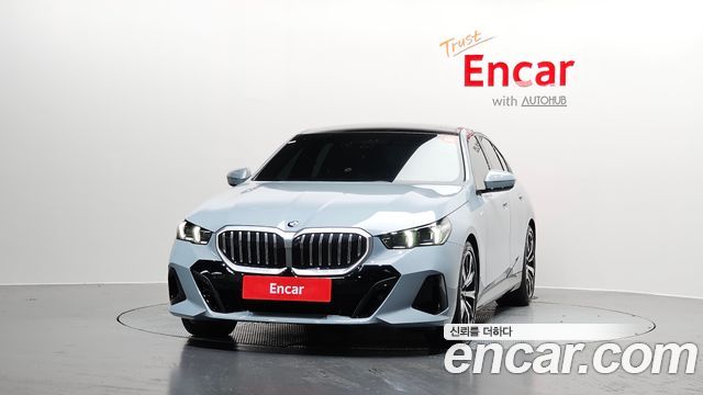 BMW 5-Series 2024 — photo 3