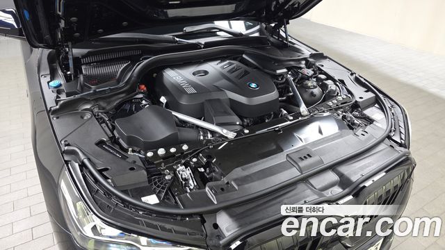 BMW 5-Series 2026 — photo 6