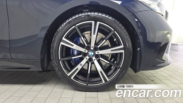 BMW 5-Series 2026 — photo 7