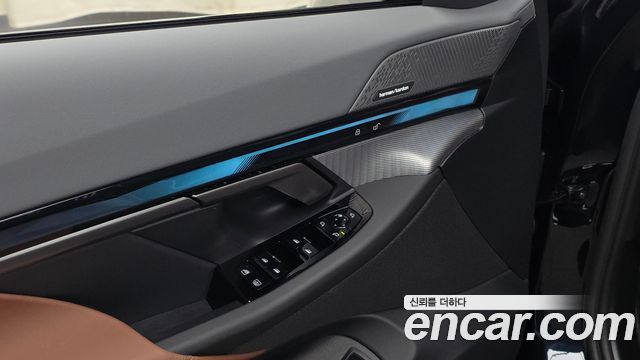 BMW 5-Series 2026 — photo 33
