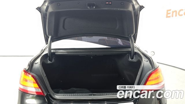 Hyundai Equus 2014 — photo 22