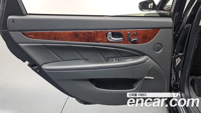 Hyundai Equus 2014 — photo 15
