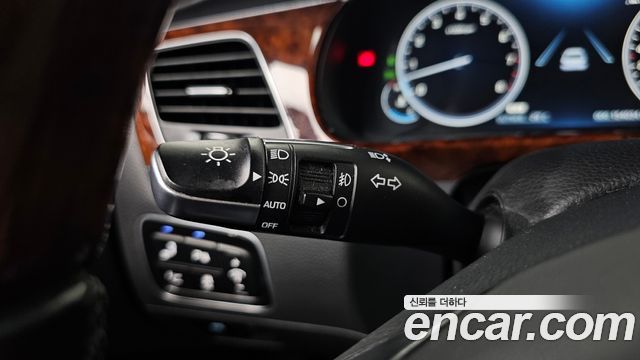 Hyundai Equus 2014 — photo 27