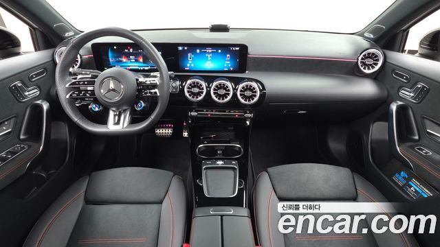 Mercedes-Benz A-Class 2025 — photo 10