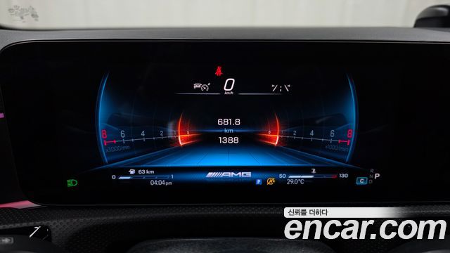 Mercedes-Benz A-Class 2025 — photo 11