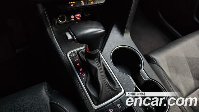Kia Sportage 2016 — photo 12