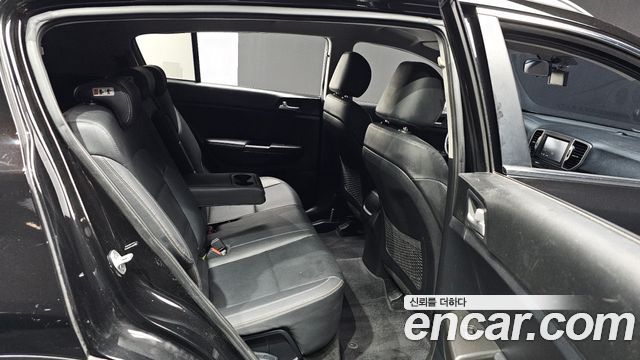 Kia Sportage 2016 — photo 18