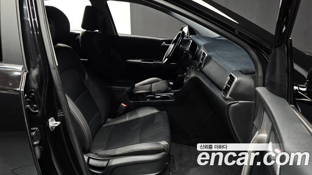 Kia Sportage 2016 — photo 16