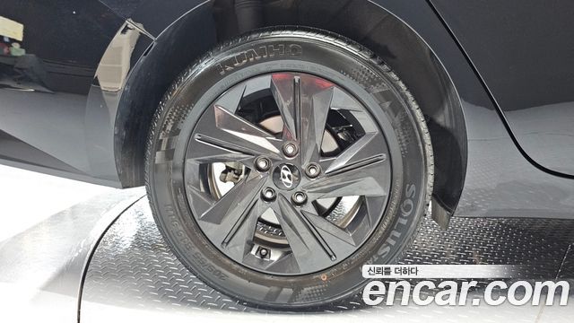 Hyundai AVANTE 2021 — photo 5