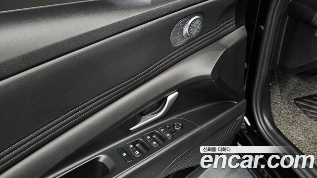 Hyundai AVANTE 2021 — photo 23