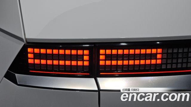 Hyundai Ioniq5 2022 — photo 9