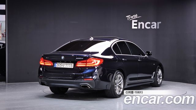 BMW 5-Series 2018 — photo 2