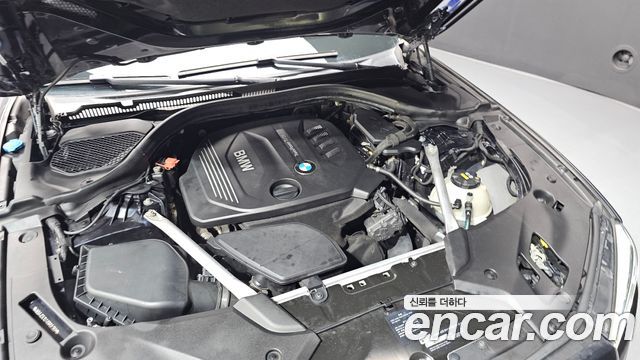 BMW 5-Series 2018 — photo 6