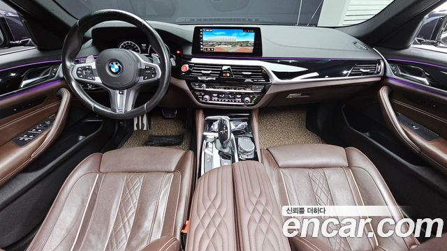 BMW 5-Series 2018 — photo 7