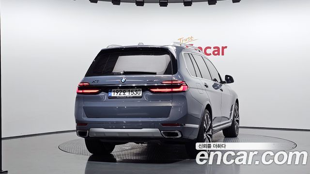 BMW X7 2023 — photo 4