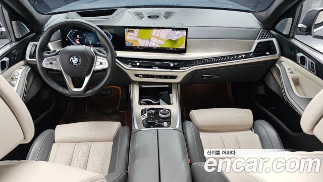BMW X7 2023 — photo 10