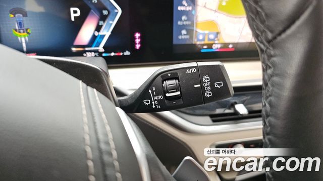 BMW X7 2023 — photo 25