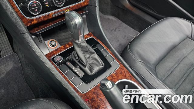 Volkswagen Passat 2013 — photo 9