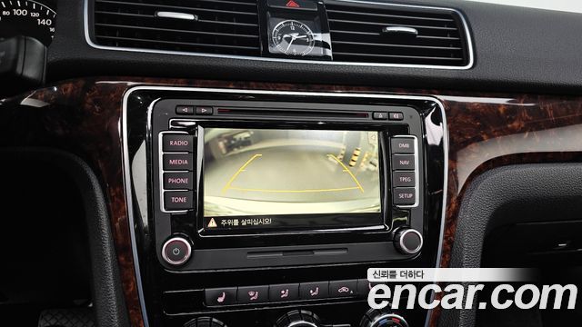 Volkswagen Passat 2013 — photo 13