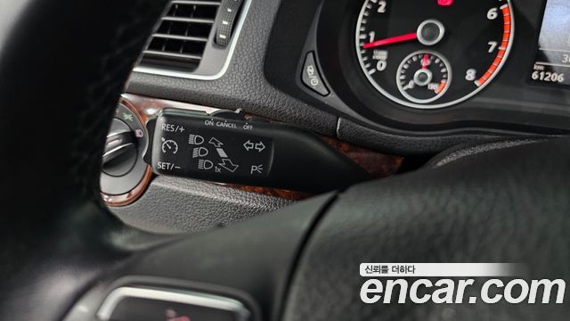 Volkswagen Passat 2013 — photo 16