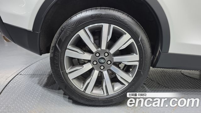 Land Rover Discovery Sport 2018 — photo 5