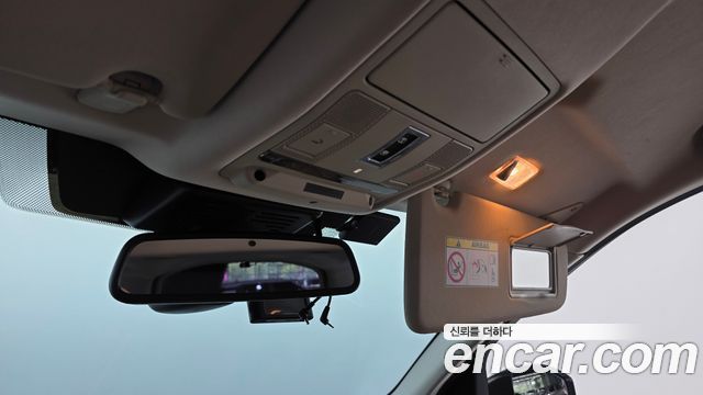 Land Rover Discovery Sport 2018 — photo 29