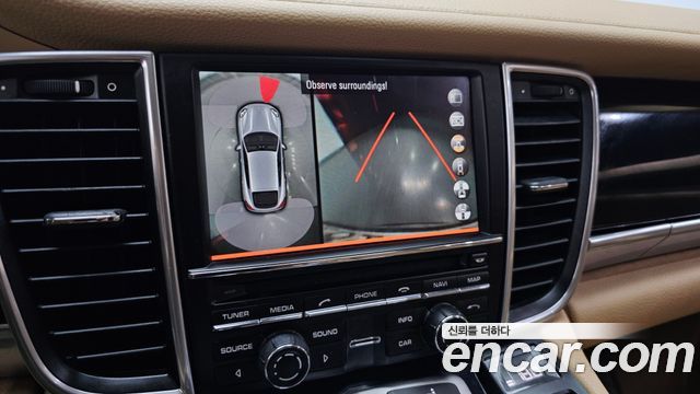 Porsche Panamera 2016 — photo 16