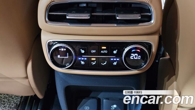 Genesis GV80 2020 — photo 18
