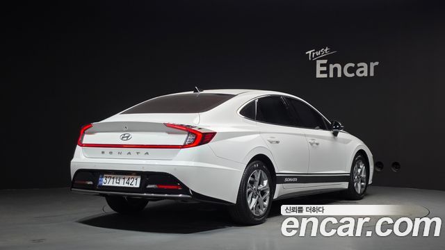 Hyundai Sonata 2023 — photo 2