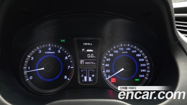 Hyundai Grandeur 2014 — photo 8
