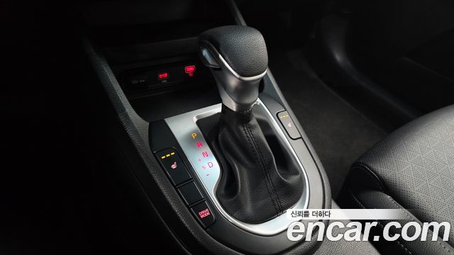 Kia K3 2023 — photo 12