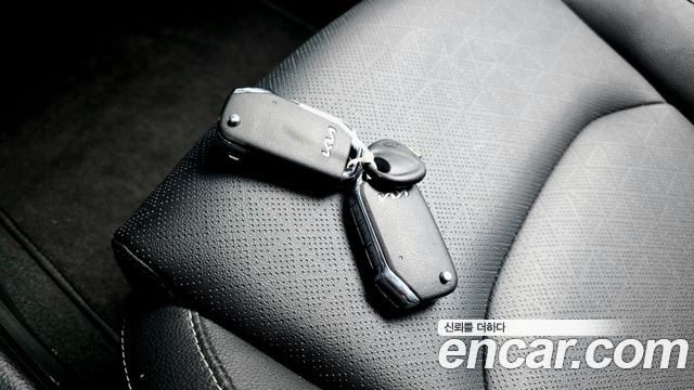 Kia K3 2023 — photo 22