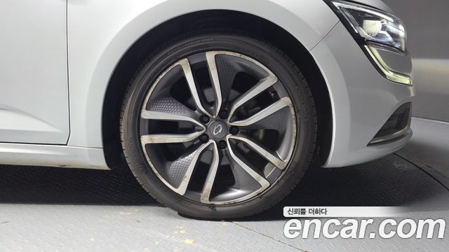 Renault Korea SM6 2016 — photo 7