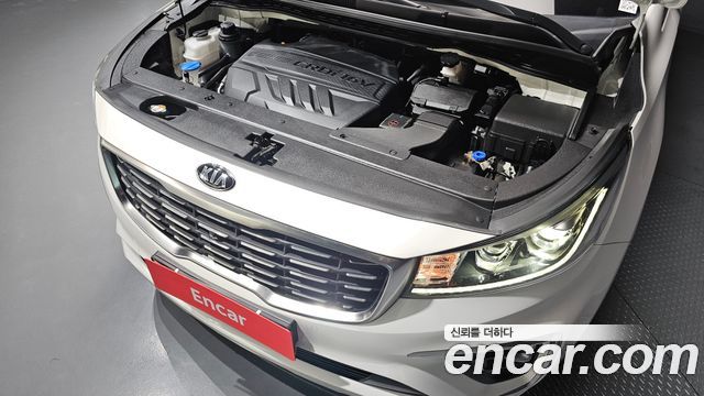 Kia Canival 2020 — photo 6