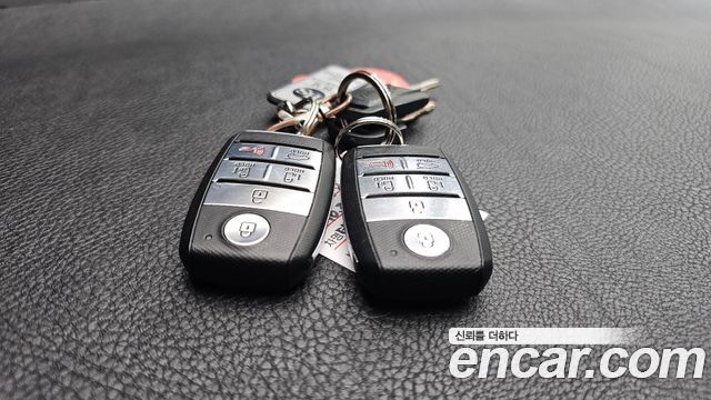 Kia Canival 2020 — photo 29