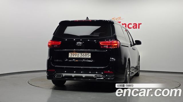 Kia Canival 2020 — photo 4