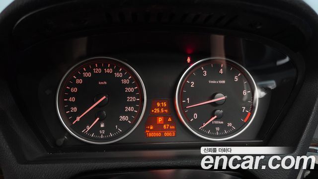 BMW X5 2011 — photo 8