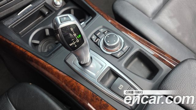 BMW X5 2011 — photo 9