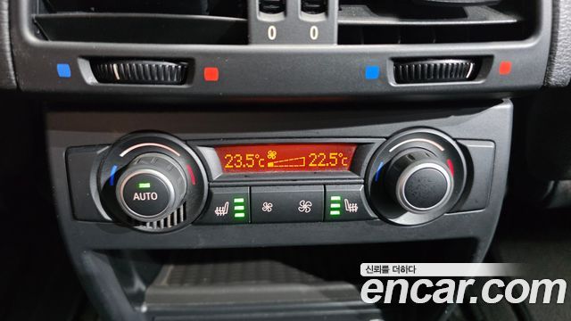 BMW X5 2011 — photo 18