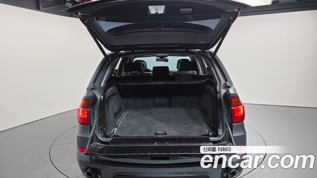 BMW X5 2011 — photo 20