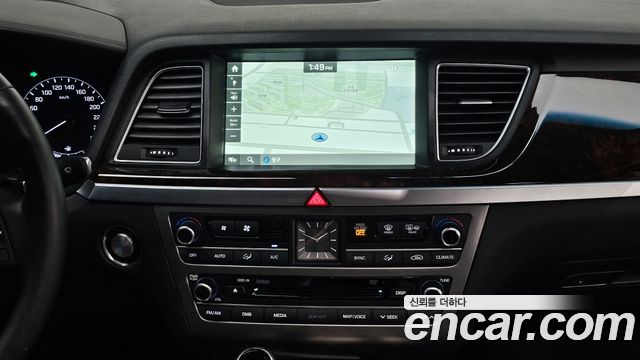 Hyundai Genesis 2016 — photo 19