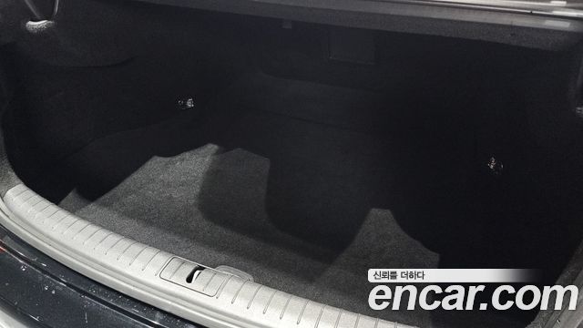 Hyundai Genesis 2016 — photo 29