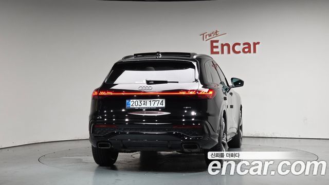 Audi Q5 2025 — photo 4