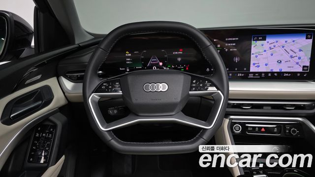 Audi Q5 2025 — photo 18