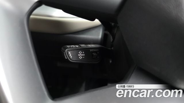 Audi Q5 2025 — photo 25