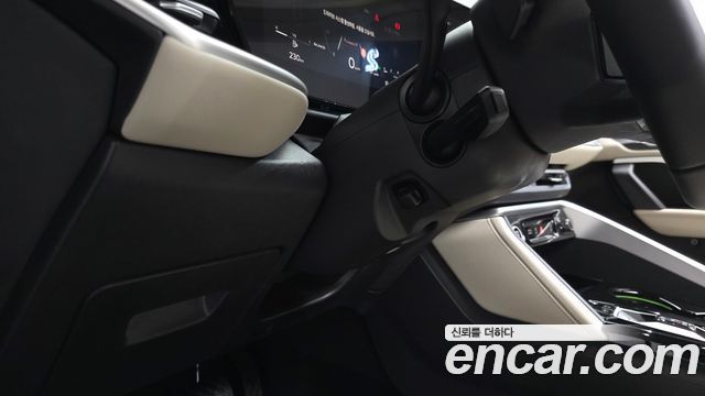 Audi Q5 2025 — photo 28