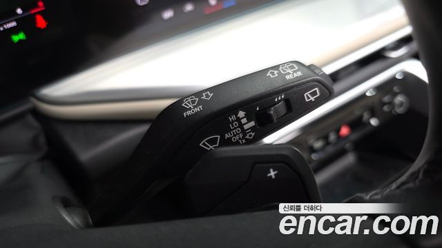 Audi Q5 2025 — photo 29