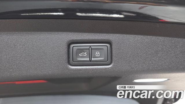 Audi Q5 2025 — photo 34