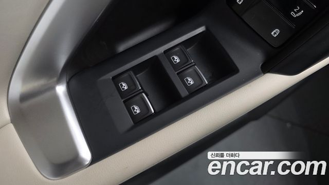 Audi Q5 2025 — photo 35