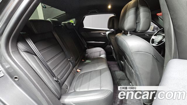 Renault Korea SM6 2024 — photo 24